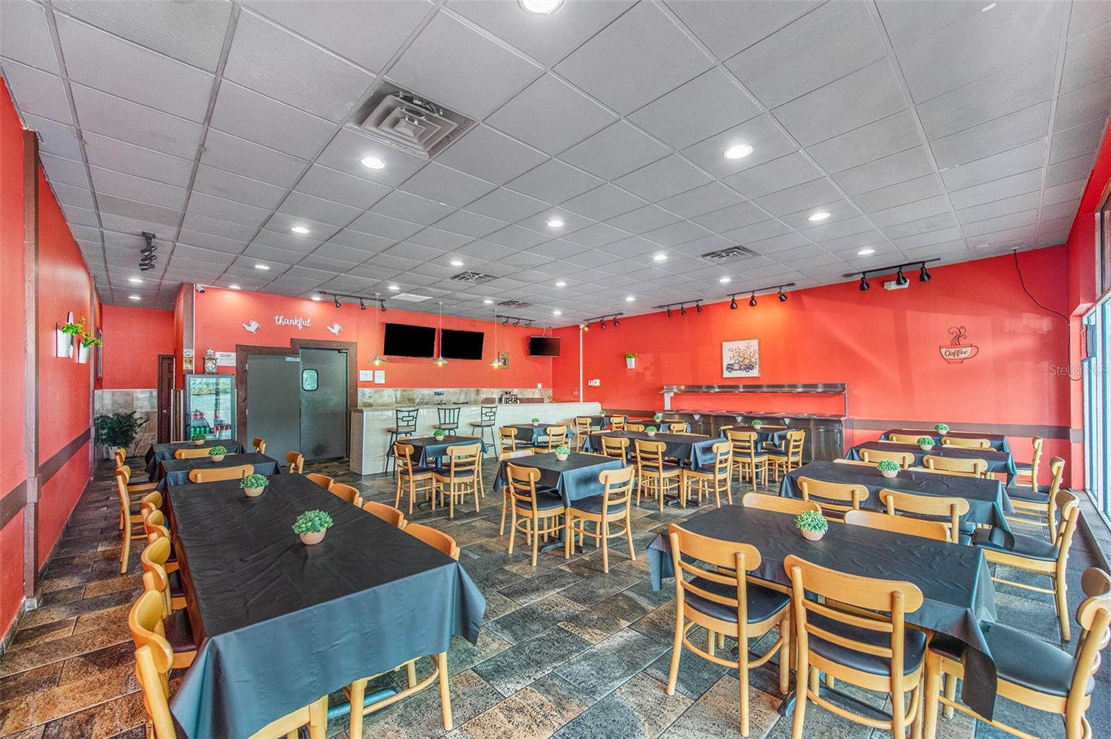 2047 E Fowler Avenue, Tampa, Florida 33612, ,Business Opportunity,For Sale,FOWLER,T3456374