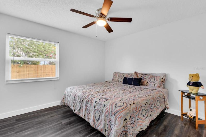 Guest bedroom 1