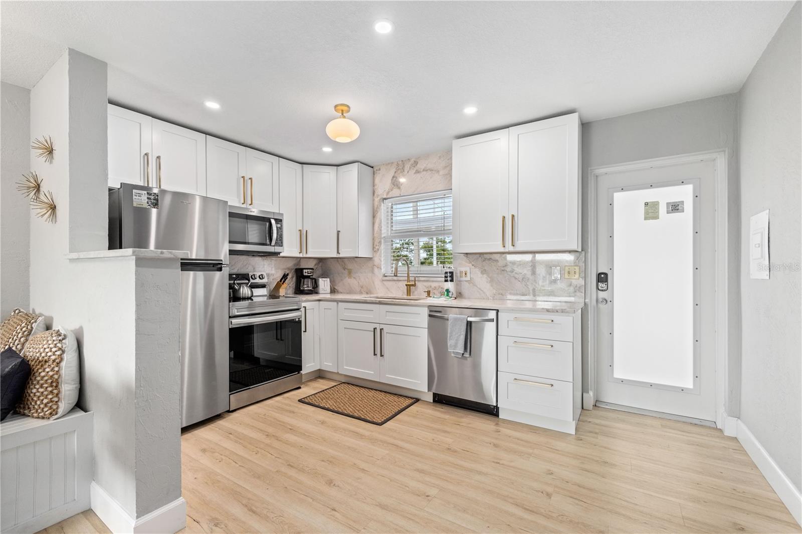 5830 Midnight Pass Road #43, Sarasota, Florida 34242, 1 Bedroom Bedrooms, ,1 BathroomBathrooms,Residential,For Sale,MIDNIGHT PASS,A4575379