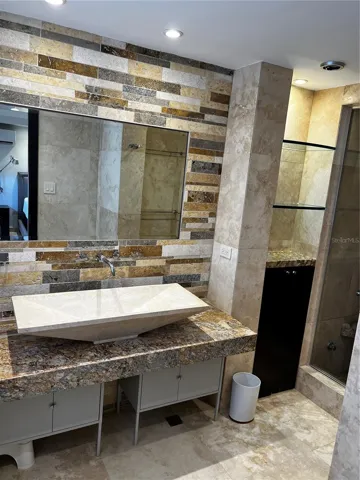 Beautiful primary bathroom!