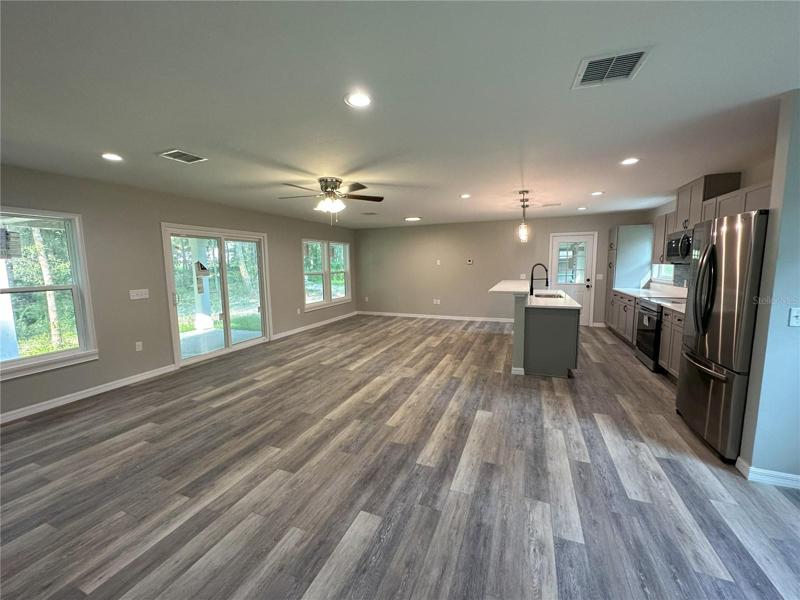 kitchen, living room & dinner room combo