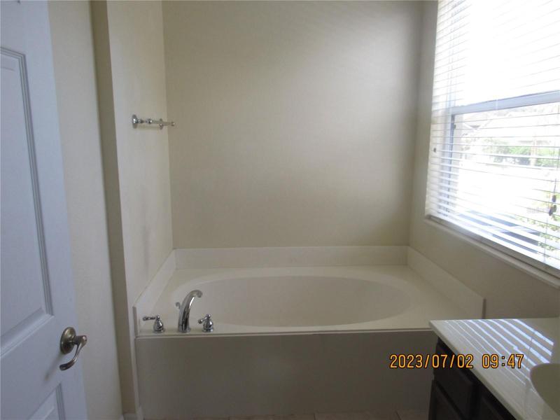 Garden Tub