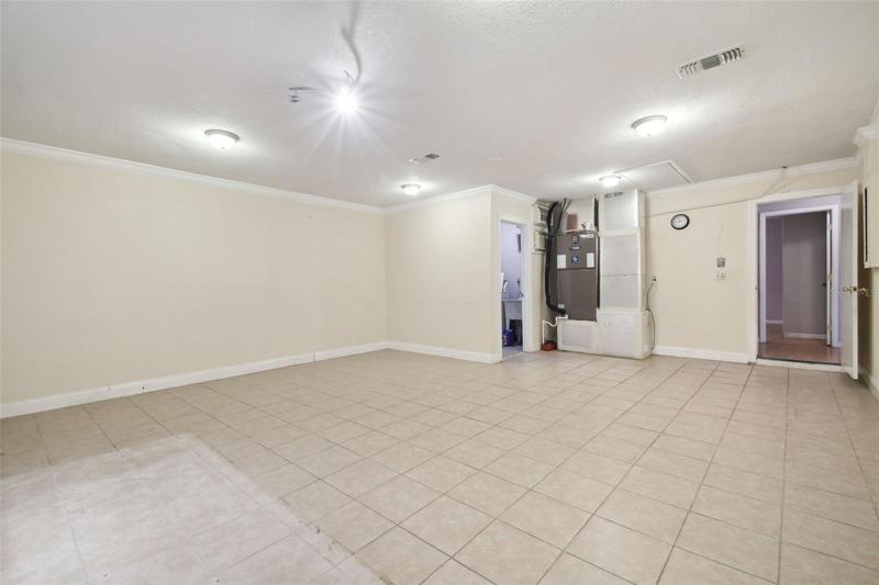 Converted Garage/Bonus Room