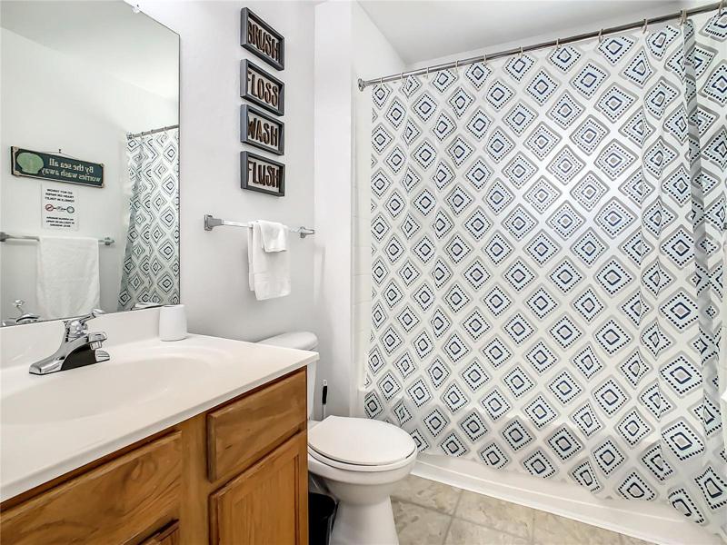 2nd Bathroom