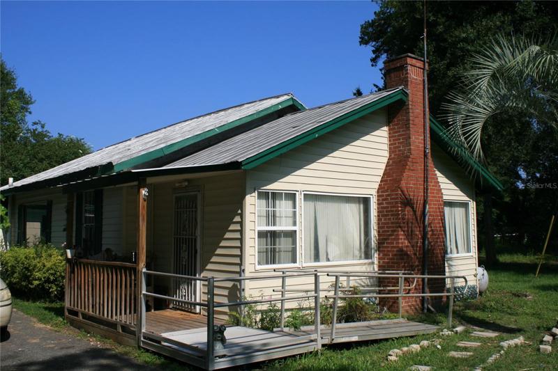 ONE ACRE BLOCK HOME