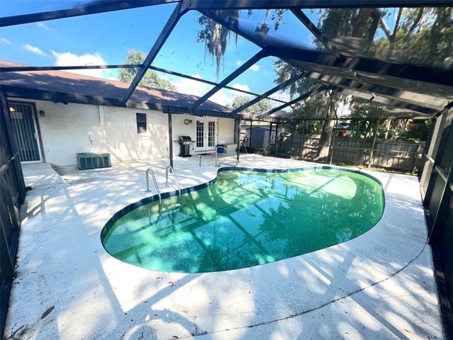 Large pool area
