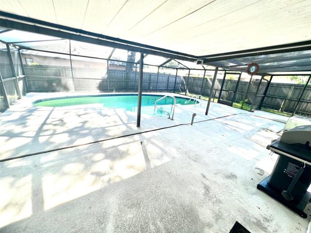 Large Coverd lanai and Poo/Patio