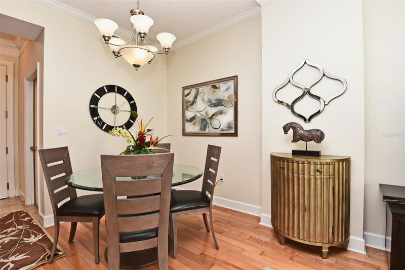 Dining Area Pic 2