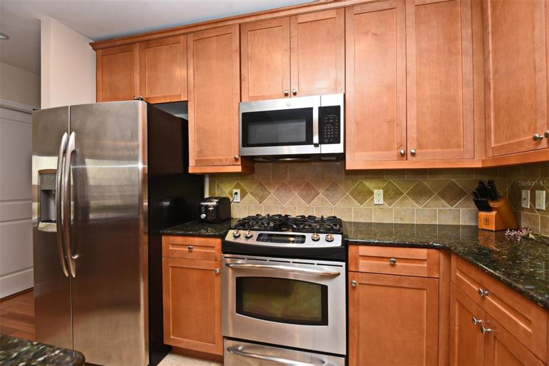 Kitchen Pic 1
