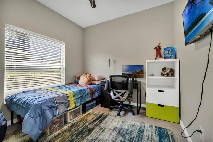 Secondary bedroom