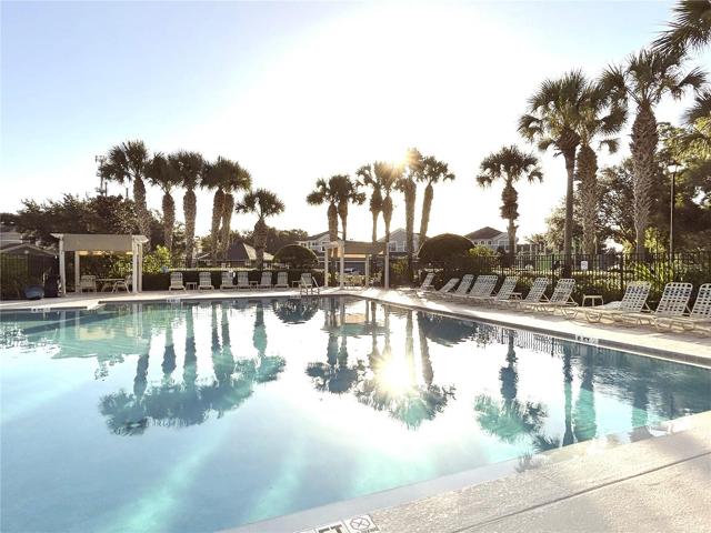 Community pool