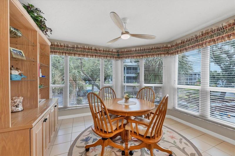 Breakfast Nook