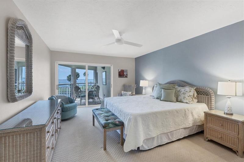 Wake up to exhilarating views of the Intracoastal from your Master Suite