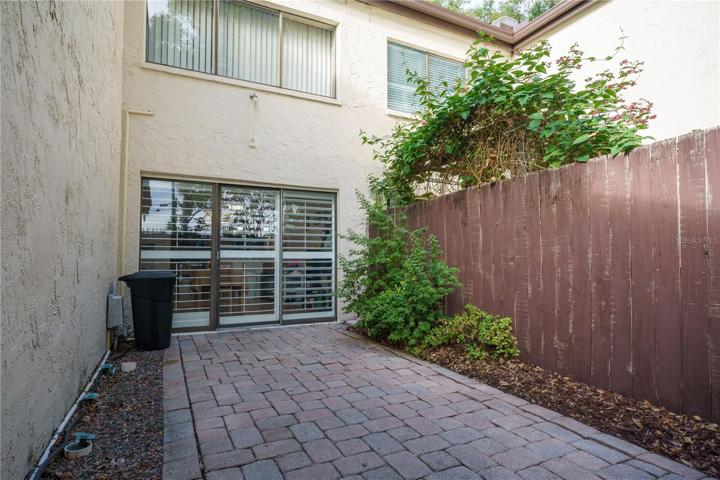 Private courtyard in the back. You can relax, or enjoy BBQ!