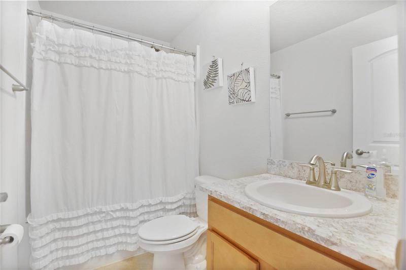 Enclosed 3rd bathroom with 4th room