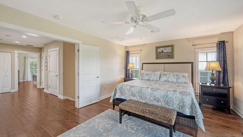 Upper owner suite