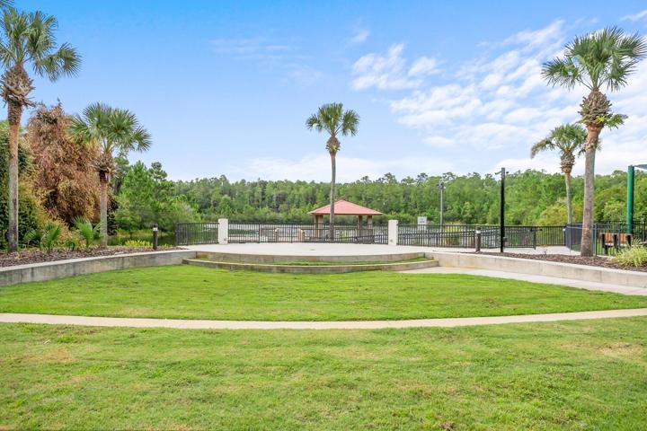 Lakeshore Ranch Amenities