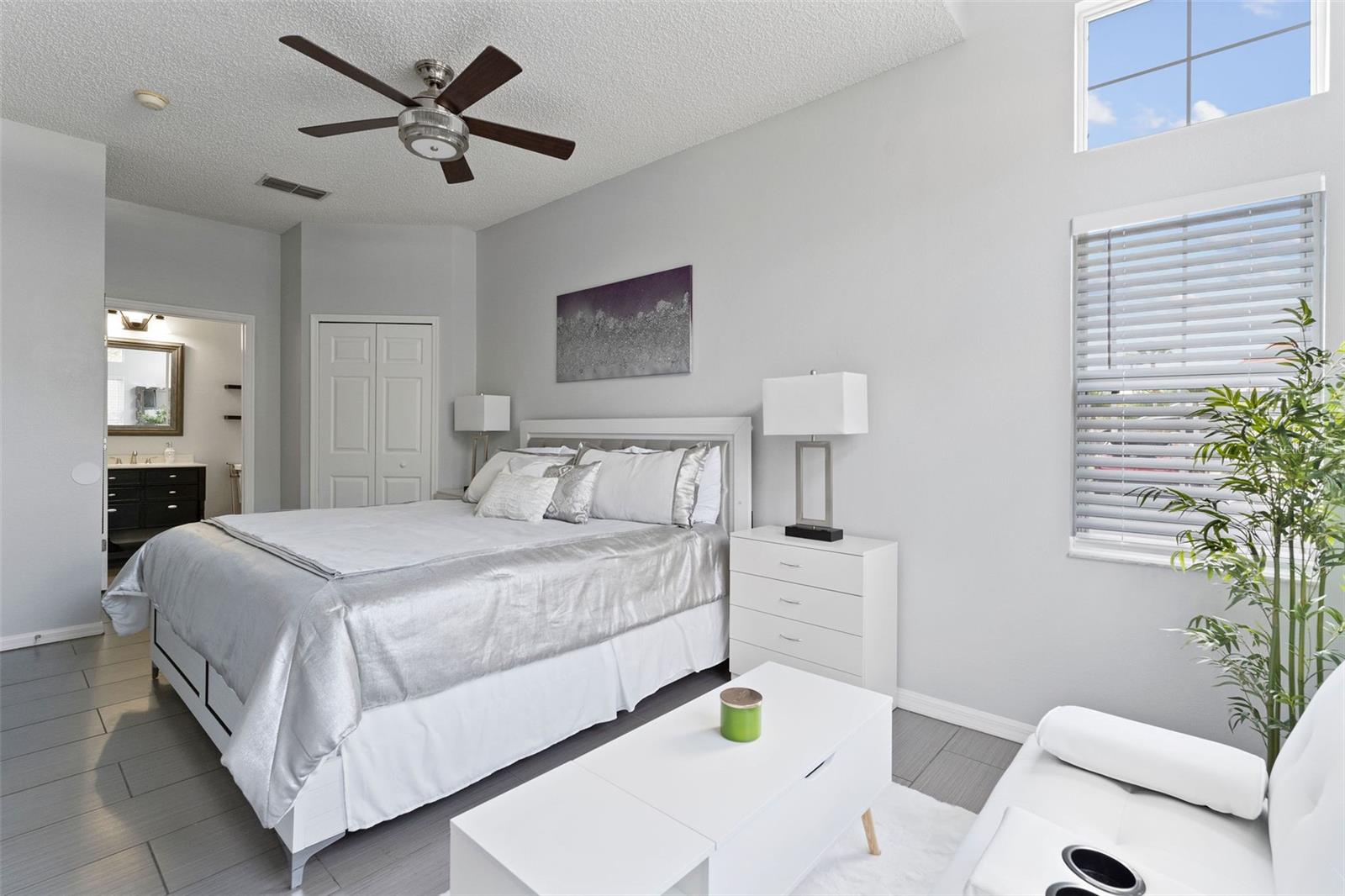 PRIME BDRM 2 OR IN-LAW SUITE PRIVATE ENTRANCE