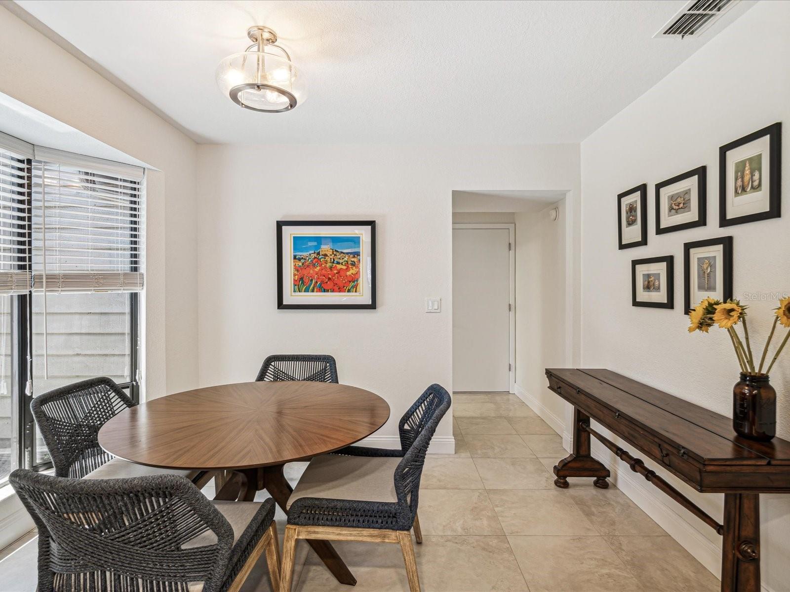 breakfast nook