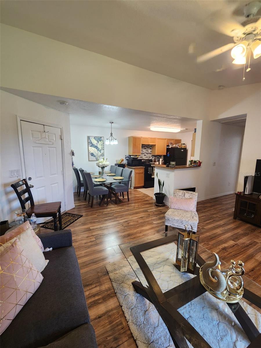 Livingroom-Diningroom