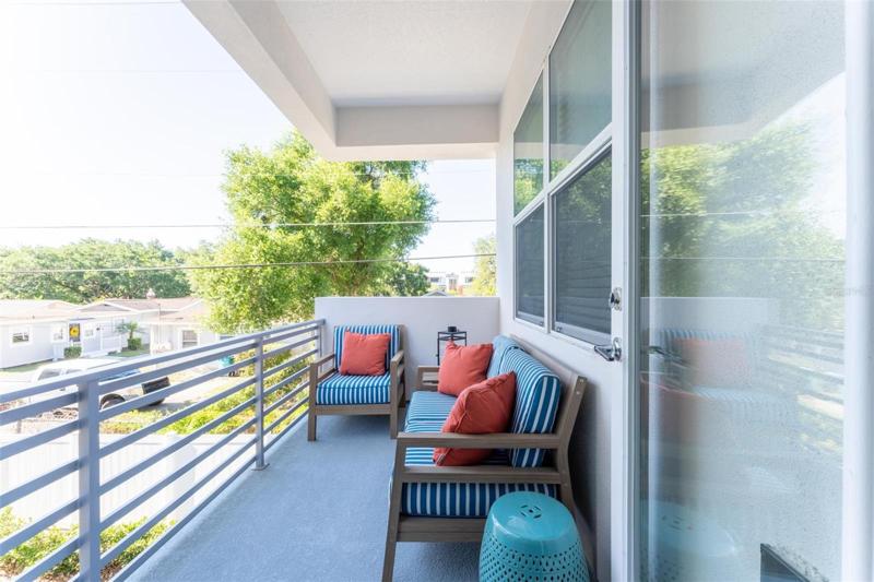 Casual Seating Outside Seating Area