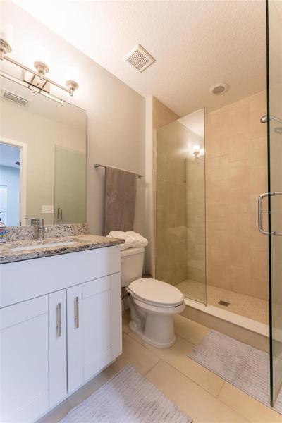 Entry level Ensuite