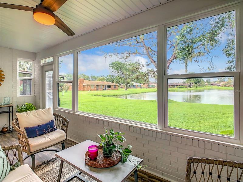Sunroom with Lakeview