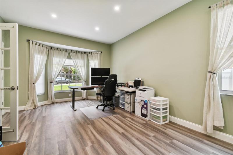 FORMAL LIVING/ DINING