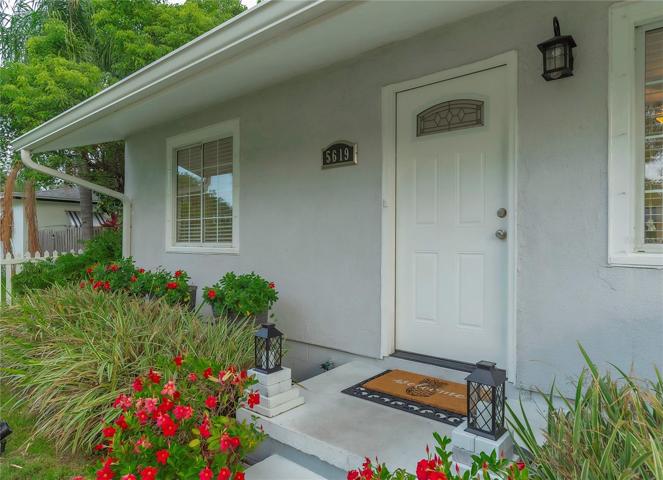Talk about curb appeal!