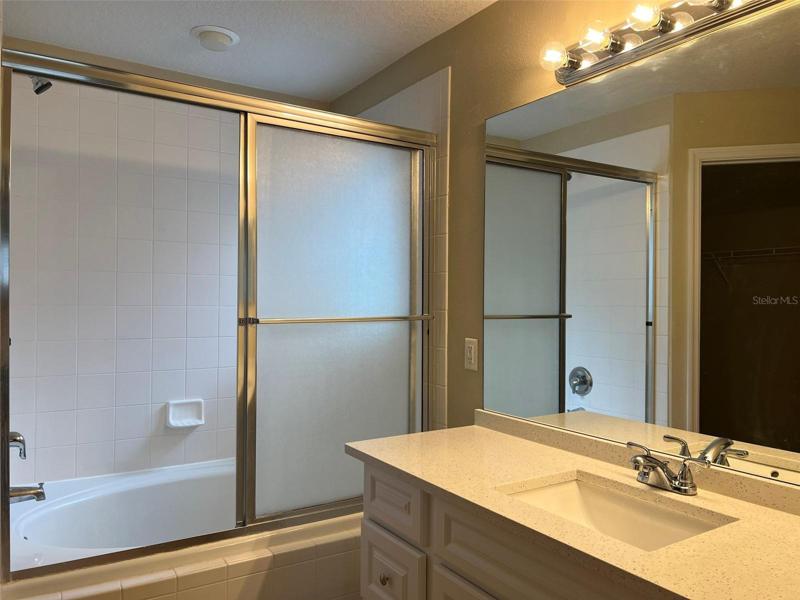 Master Ensuite Bathroom
