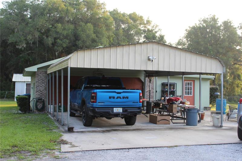 Front view of garage/carport