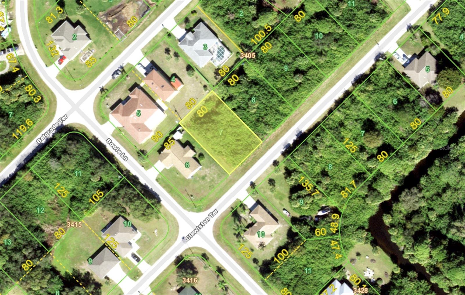 Aerial view of the lot 7