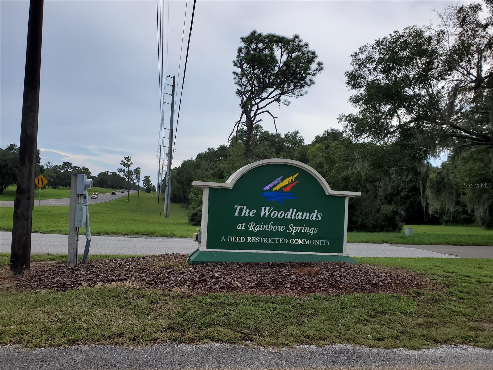 Entrance at 88th and HWY 41 just north of Dunnellon