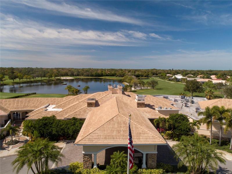 Houses the Lobby, reception desk, administrative offices, accounting offices, main dining room, kitchen, 19th Hole Grille Room, Heritage Room, breezeway to the Fitness Center and the Pro Shop.