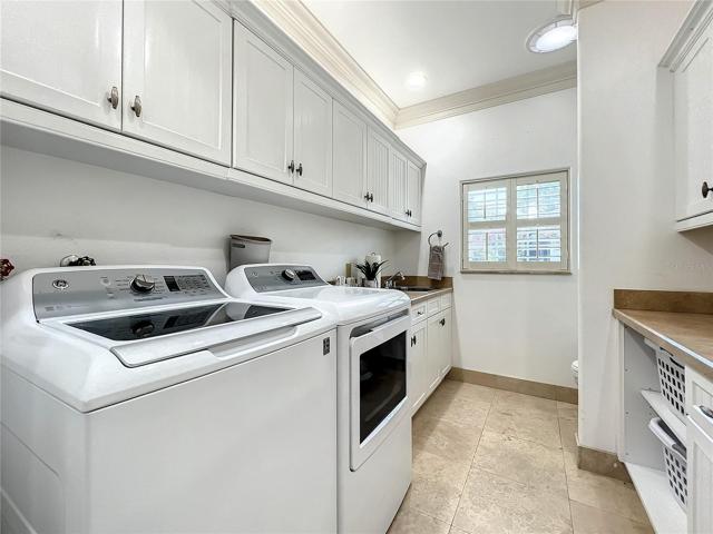 Master Closet to left and Study/Den to right