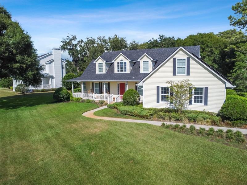WELCOME HOME TO 2740 SHIPSTON AVE.