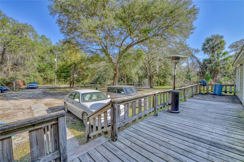 Front deck
