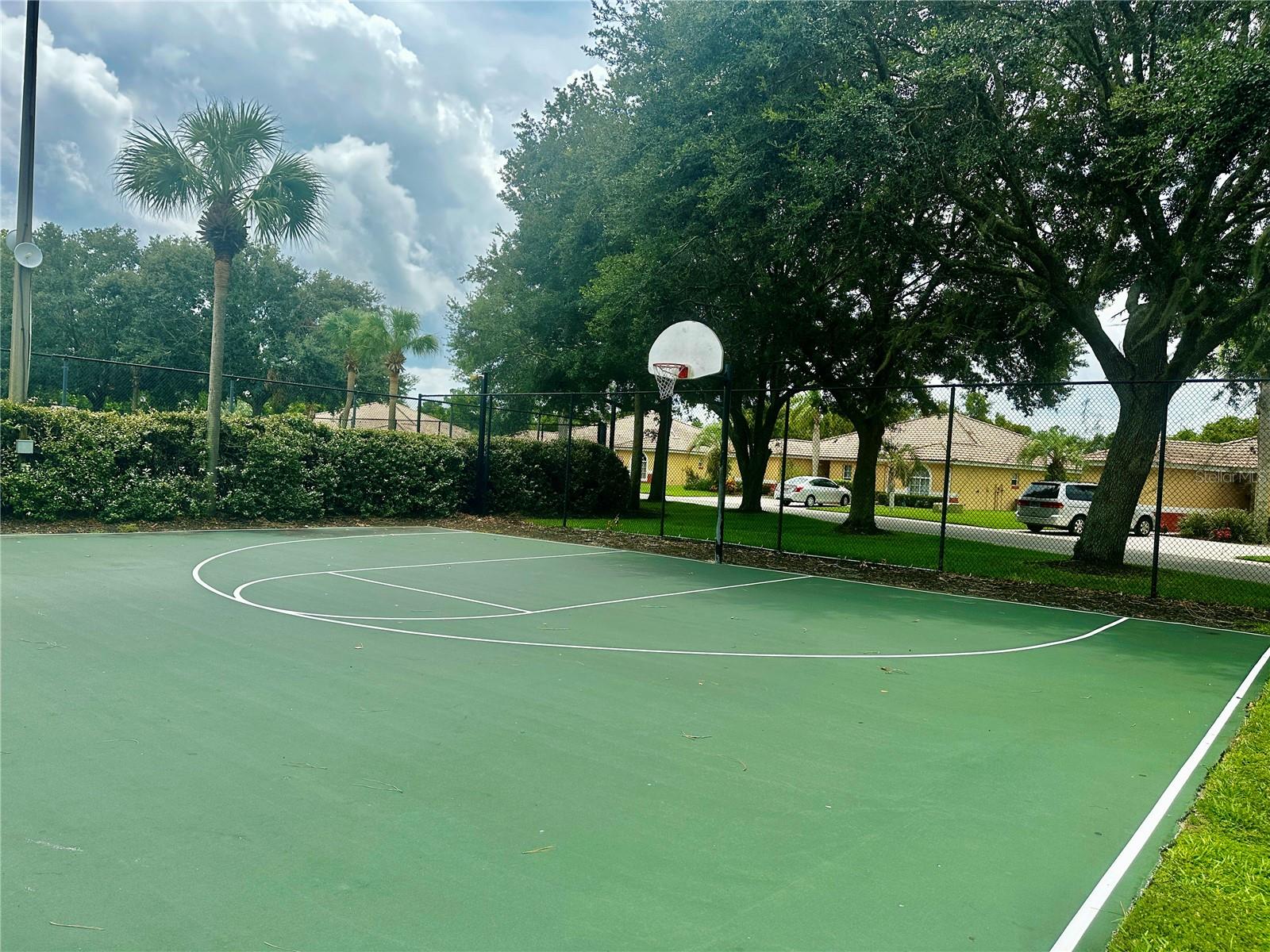 BASKETBALL COURT