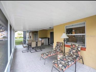 SCREENED LANAI