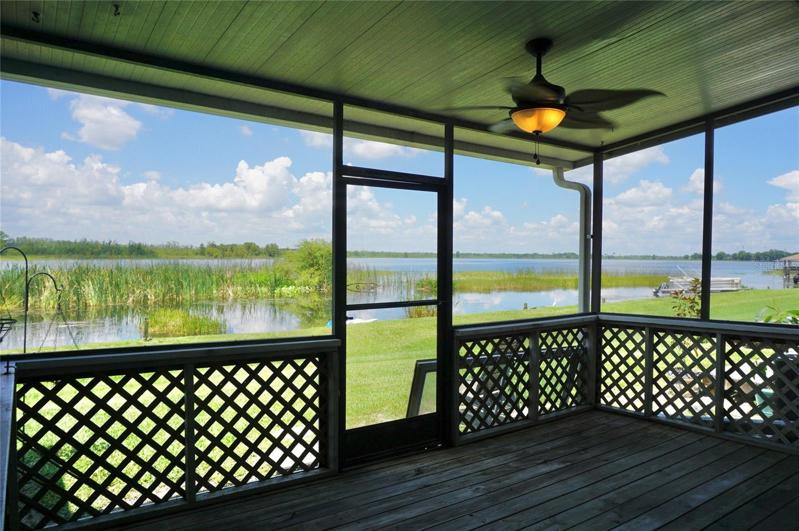 Screened in patio