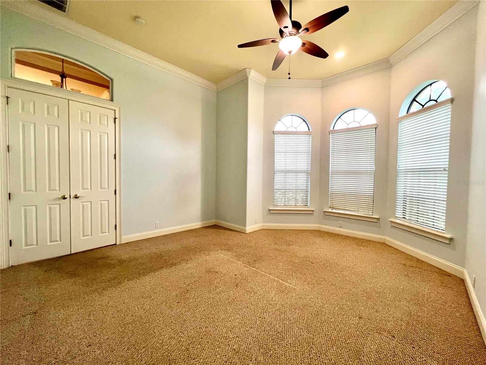 Pretty office located just off to side of foyer