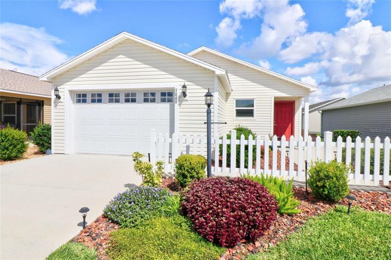 Welcome into this nice home..