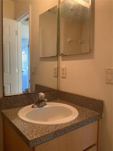 1/2 bath downstairs
