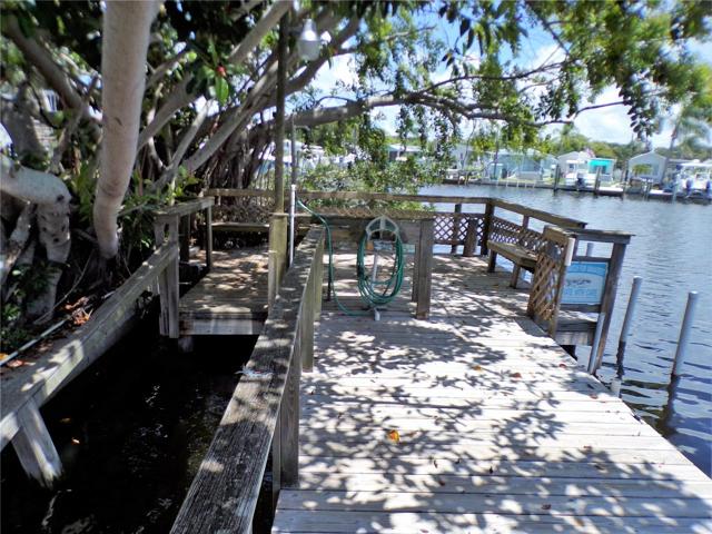DOCK