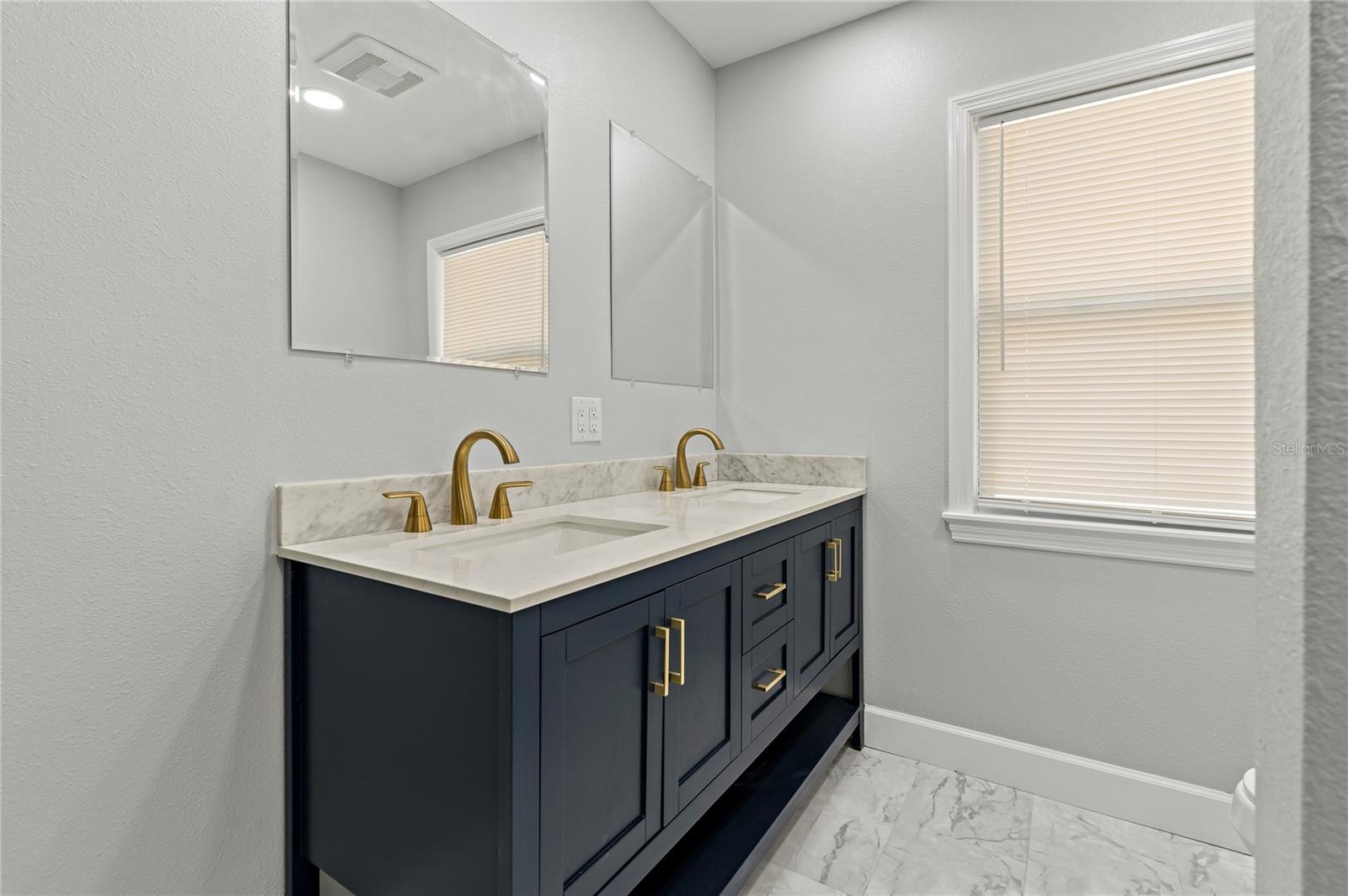 2nd Bathroom