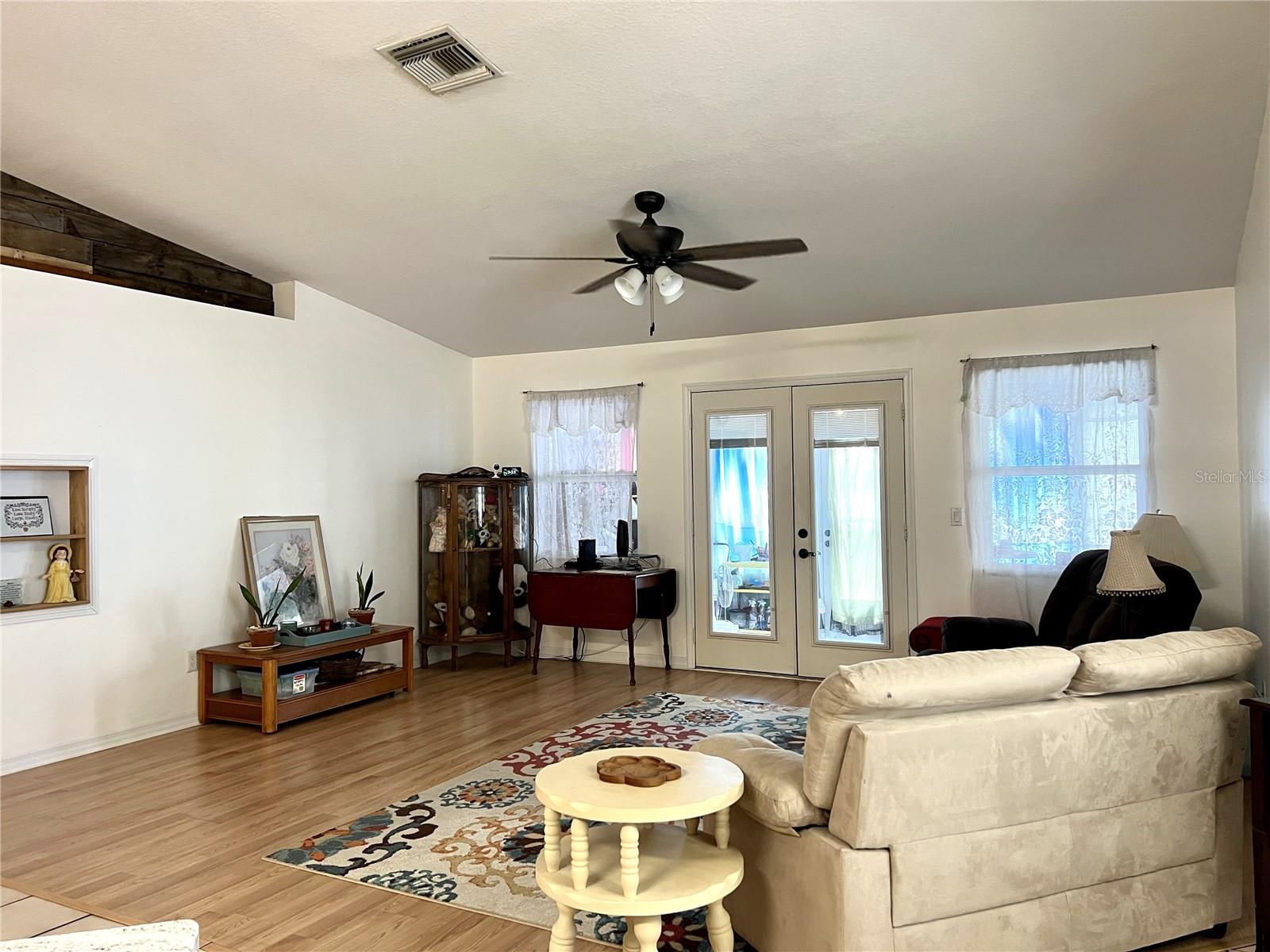 Living Room - Laminate Floors +++++