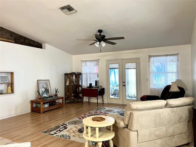 Living Room - Laminate Floors +++++