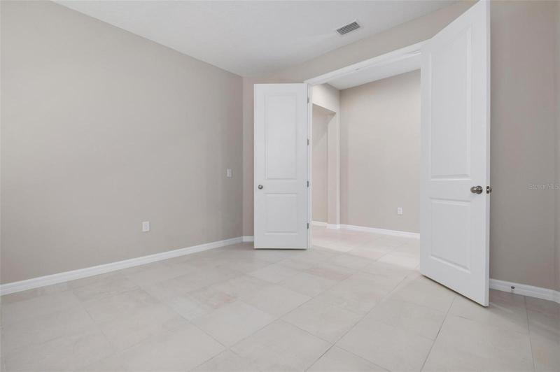 Den towards foyer