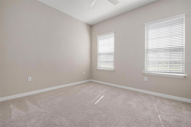 Front corner bedroom from foyer