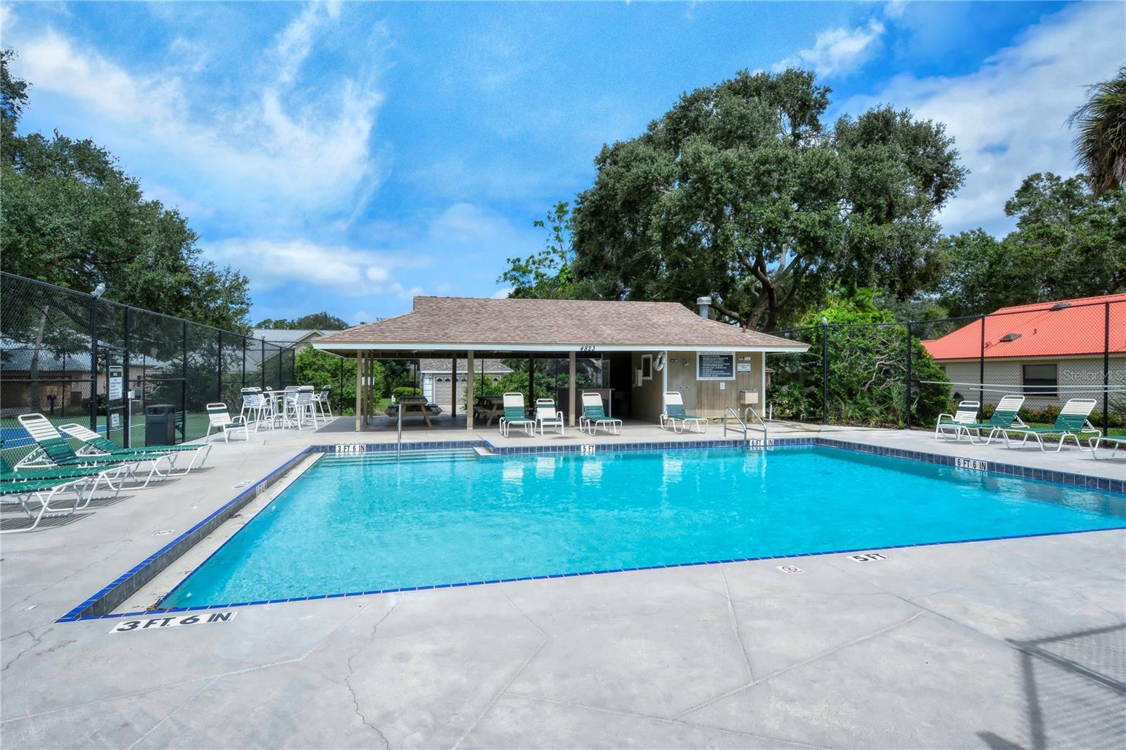 Community pool